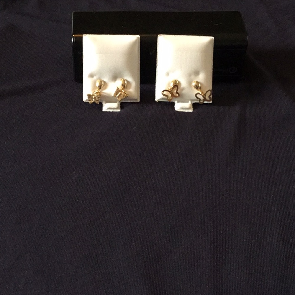 Two butterfly earings for girls